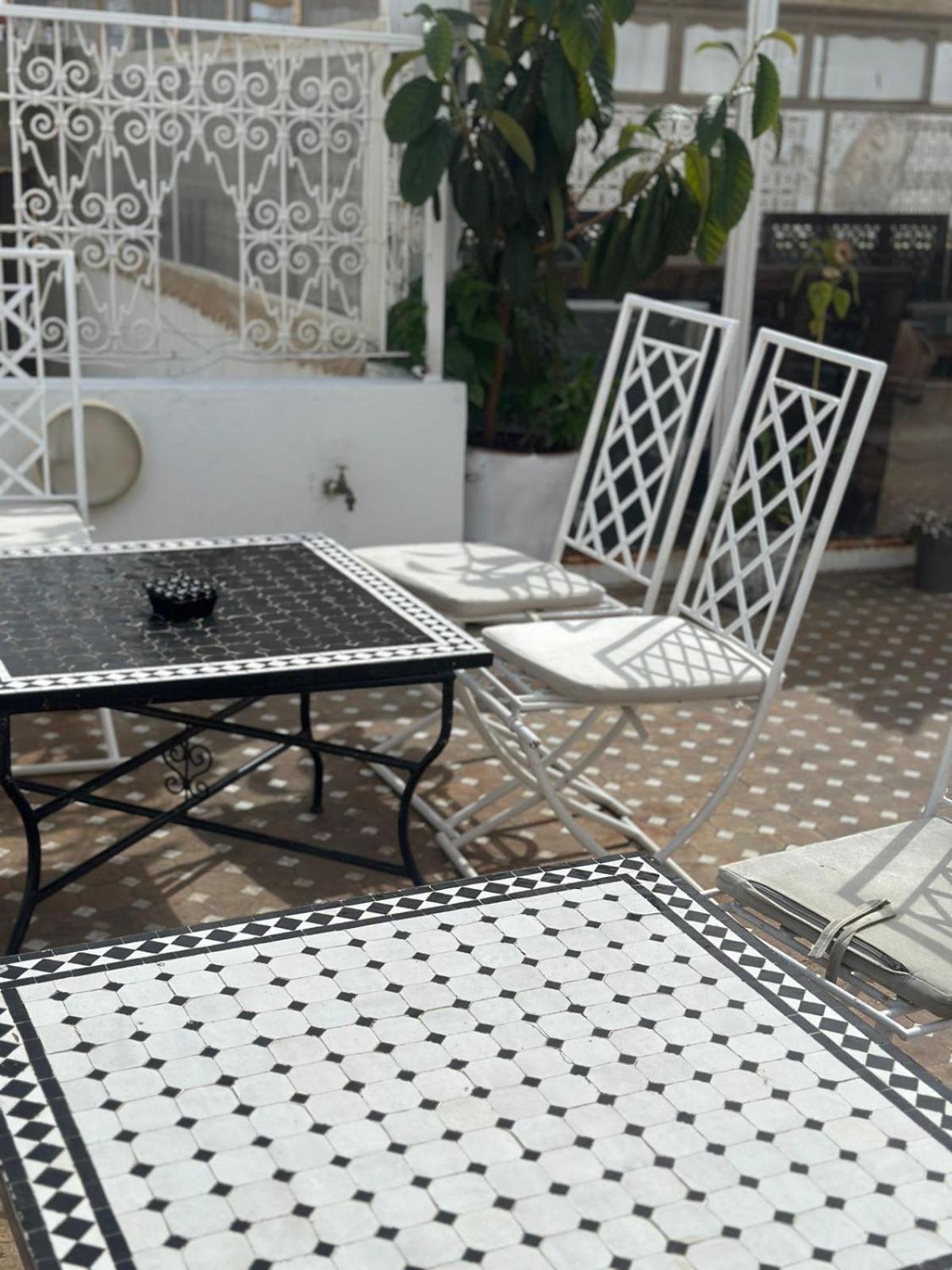 The Riad Hostel Tanger Exteriör bild