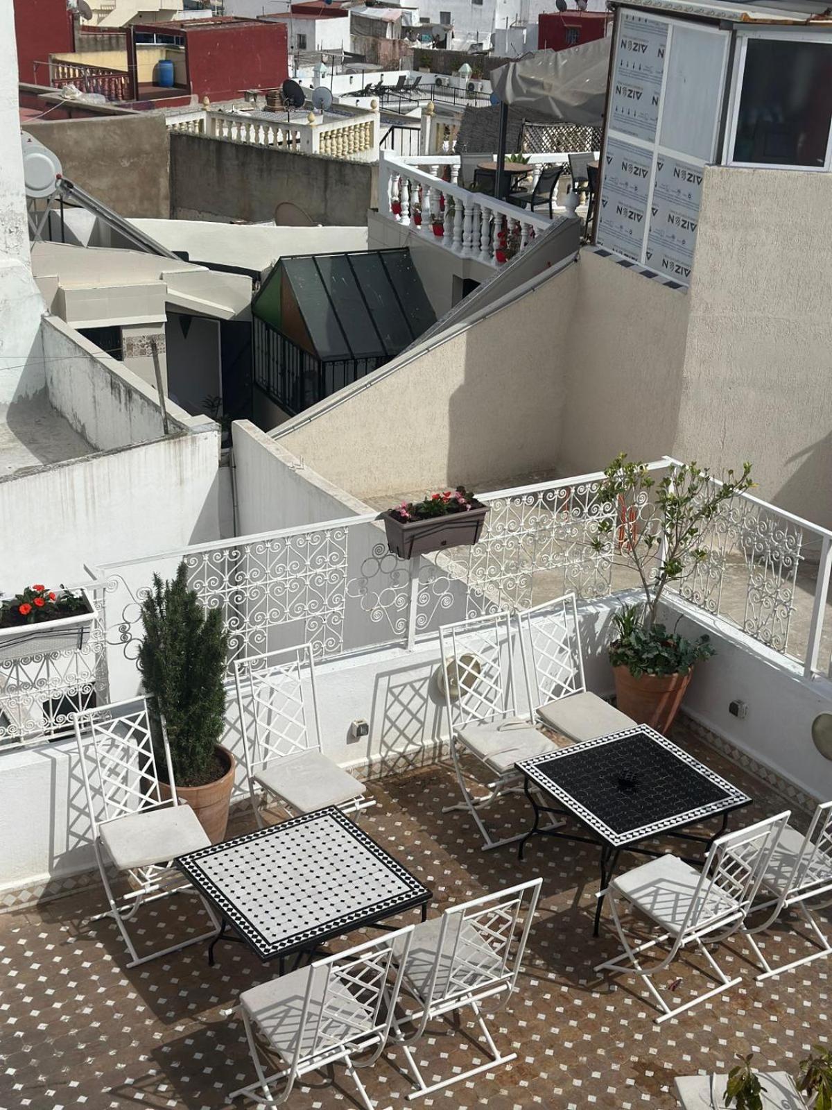 The Riad Hostel Tanger Exteriör bild